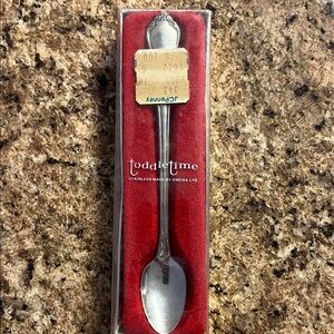 Oneida Silver Stainless Steel feeding  Spoon